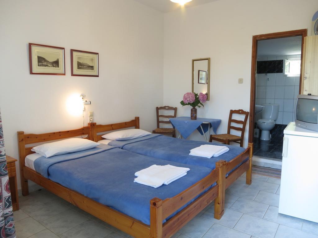 Panagiotis Apostoloudias Rooms Терма Номер фото